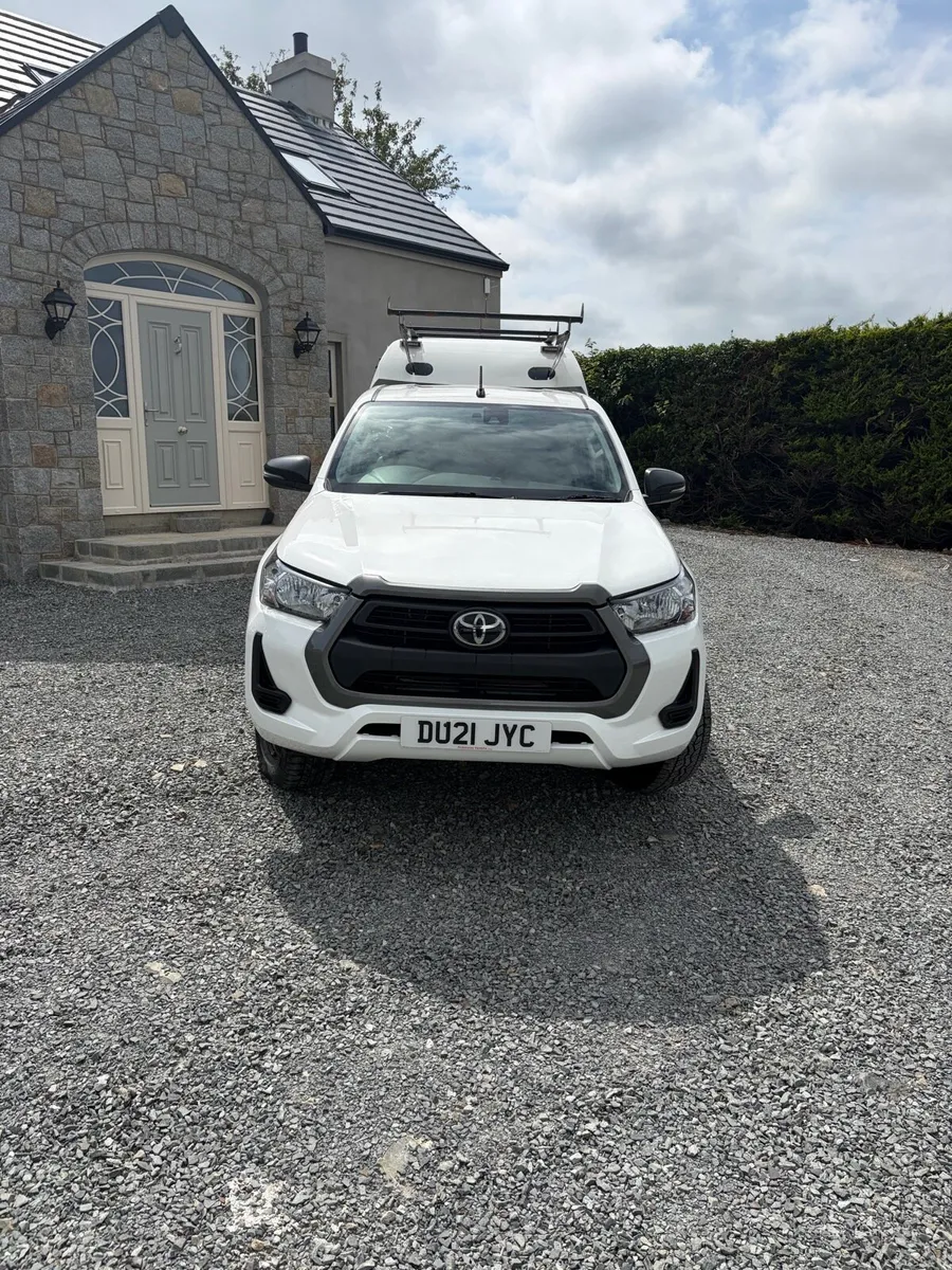 Toyota Hilux - Image 3
