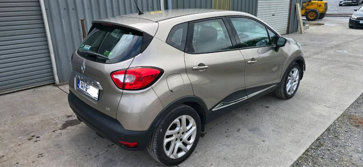 141 RENAULT CAPTUR DIESEL - Image 2