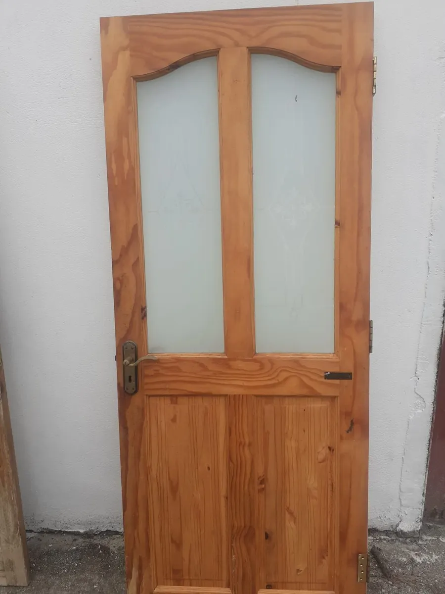 Doras solid doors none warp - Image 3