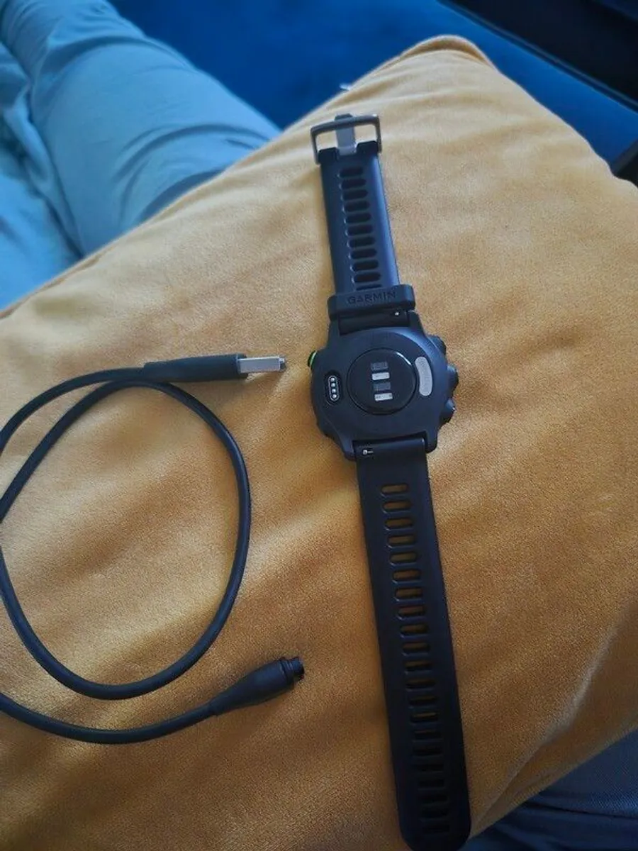 Garmin Watch - Image 4