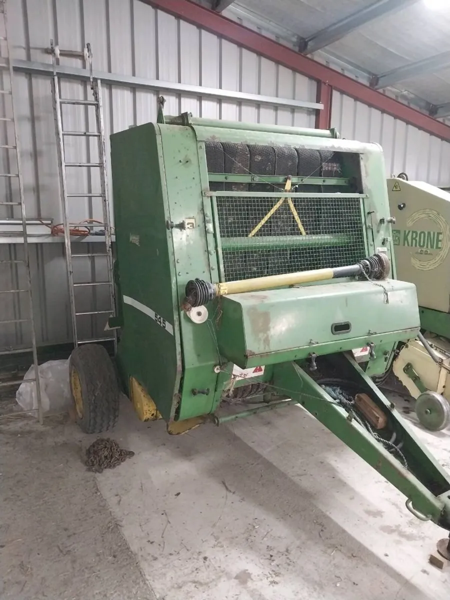 John Deere 545 Baler - Image 1
