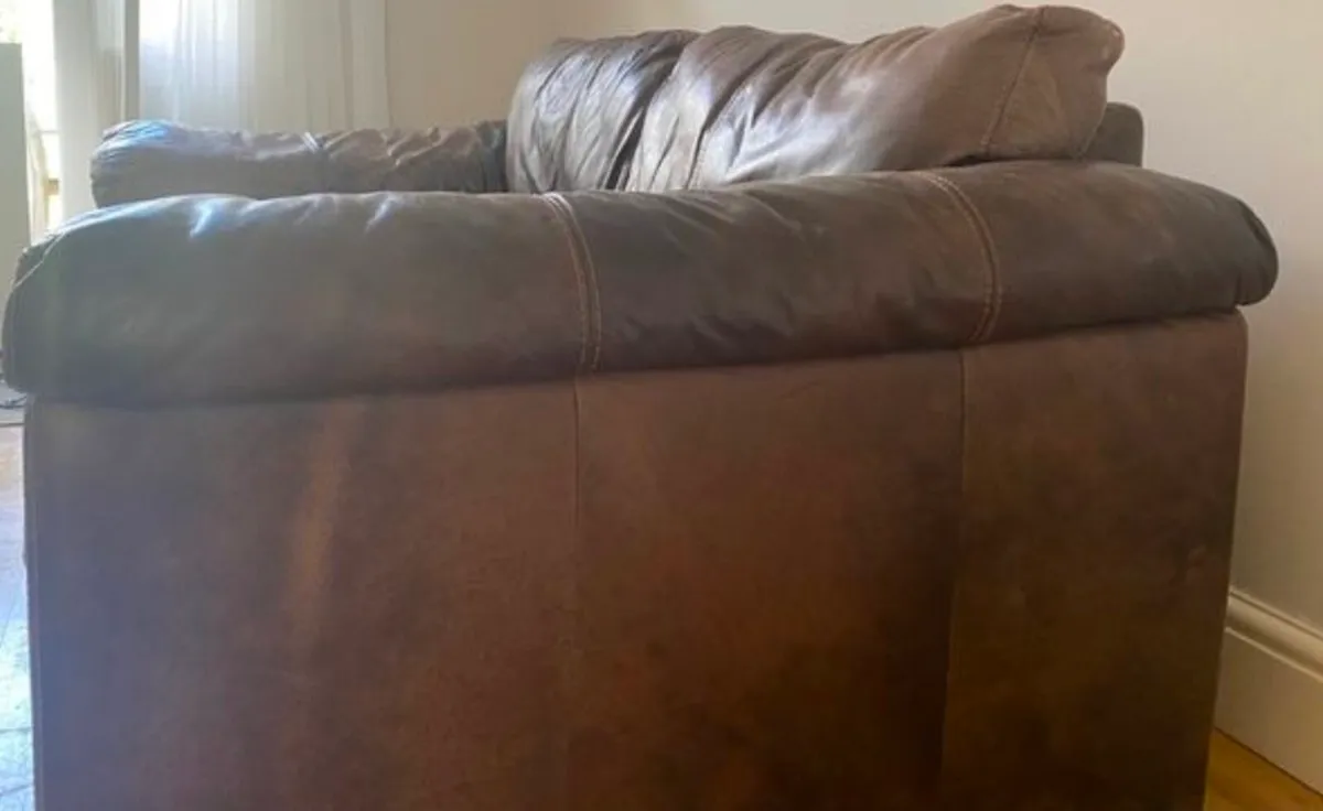 Really comfy DFS leather two seater sofa / couch - Image 3
