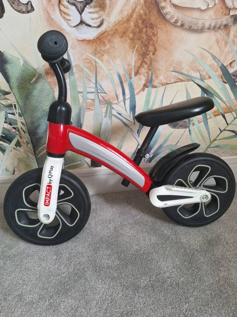 12 Inch QPlay Impact Balance Bike