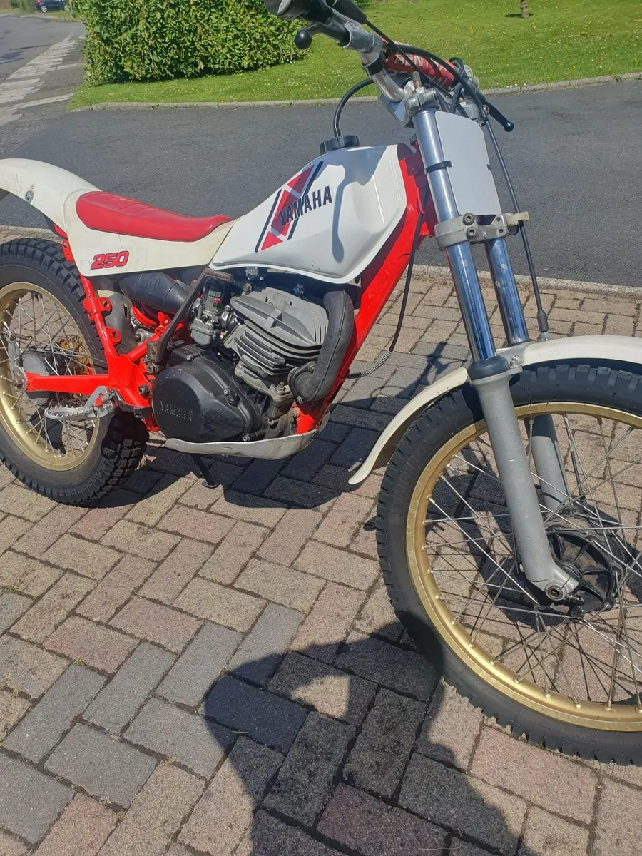 Motorcycle - Image 2