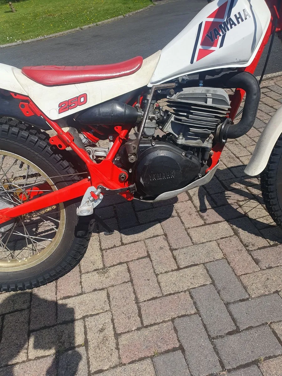 Motorcycle - Image 3