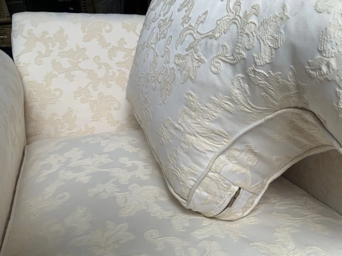 Large cream armchair x 2 - Image 3