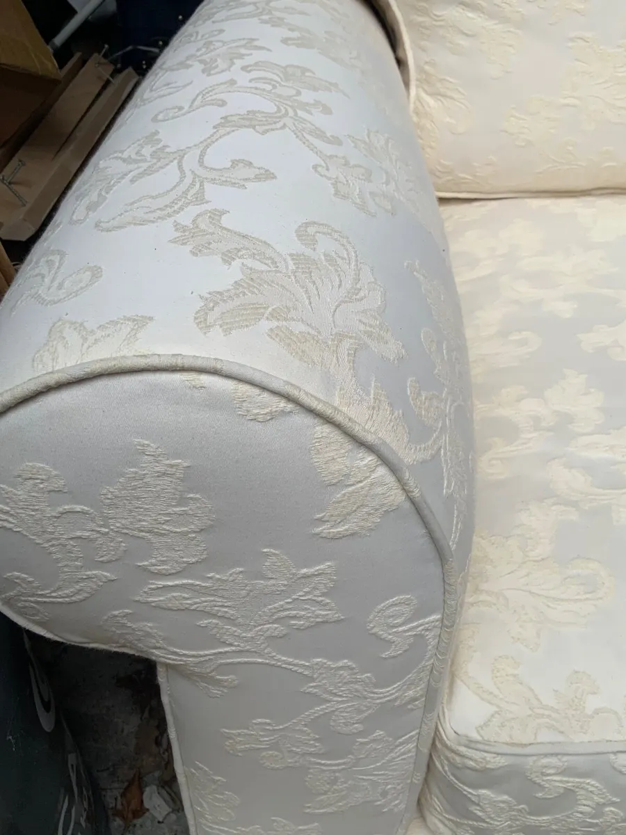 Large cream armchair x 2 - Image 4