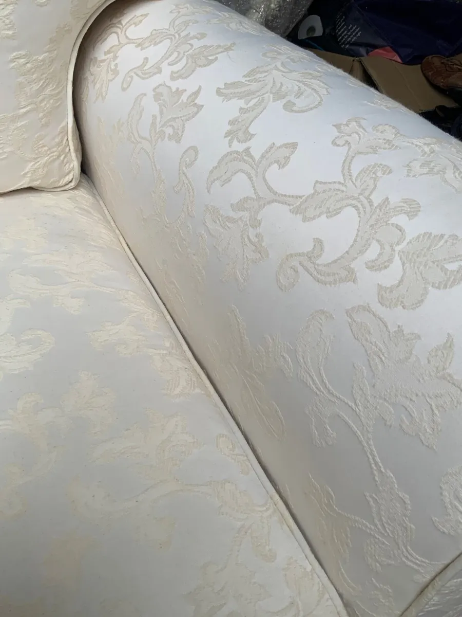 Large cream armchair x 2 - Image 1
