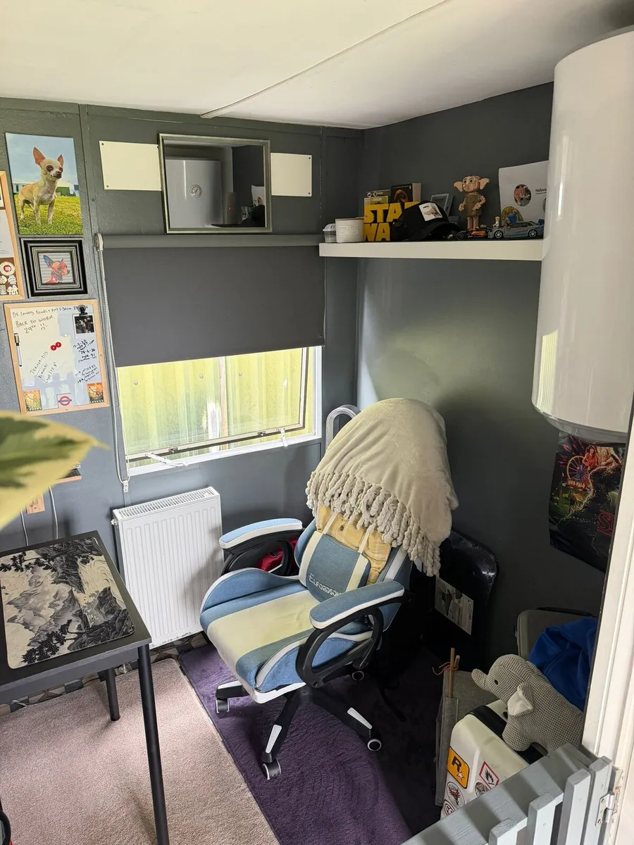 Mobile Home - Image 4