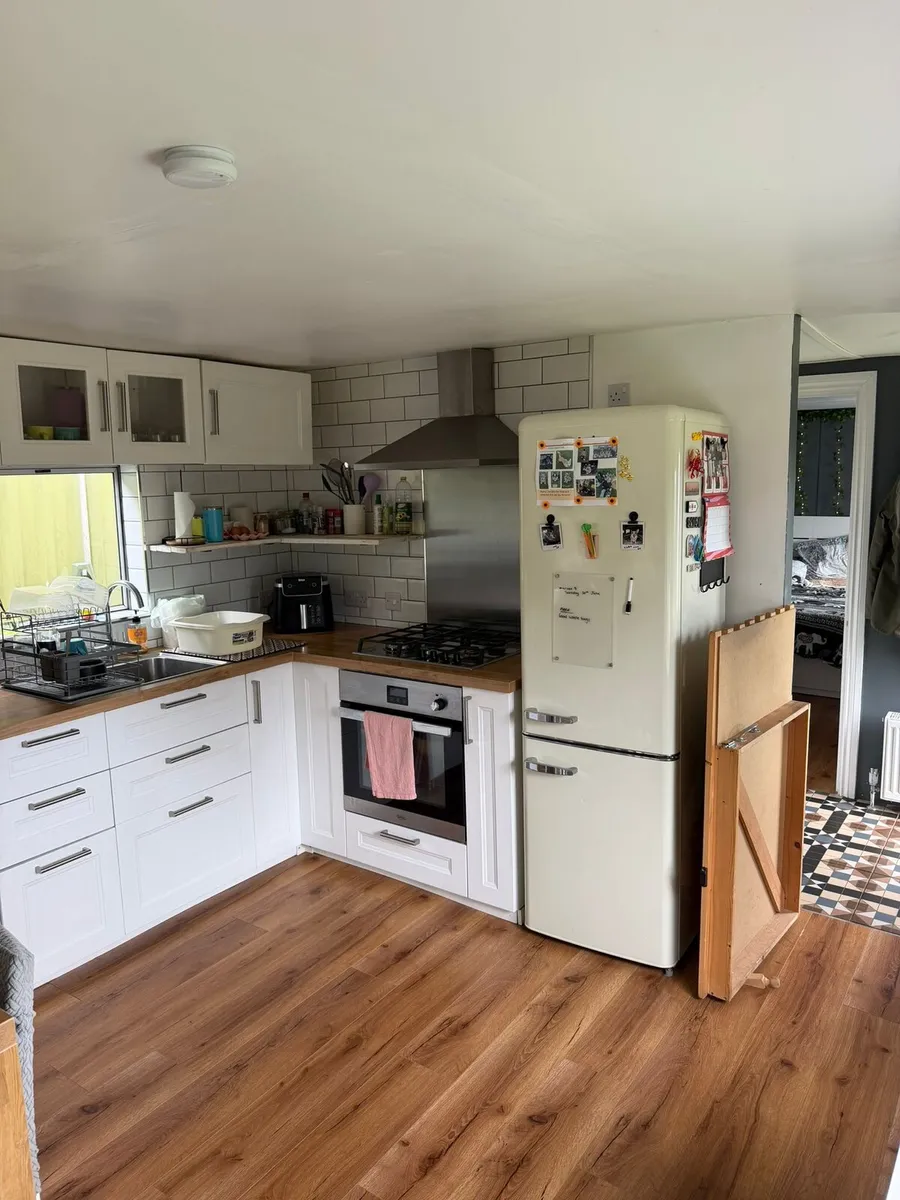 Mobile Home - Image 2