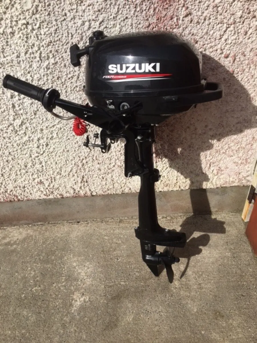 Suzuki DF  2.5 hp    Outboard motor like new - Image 1