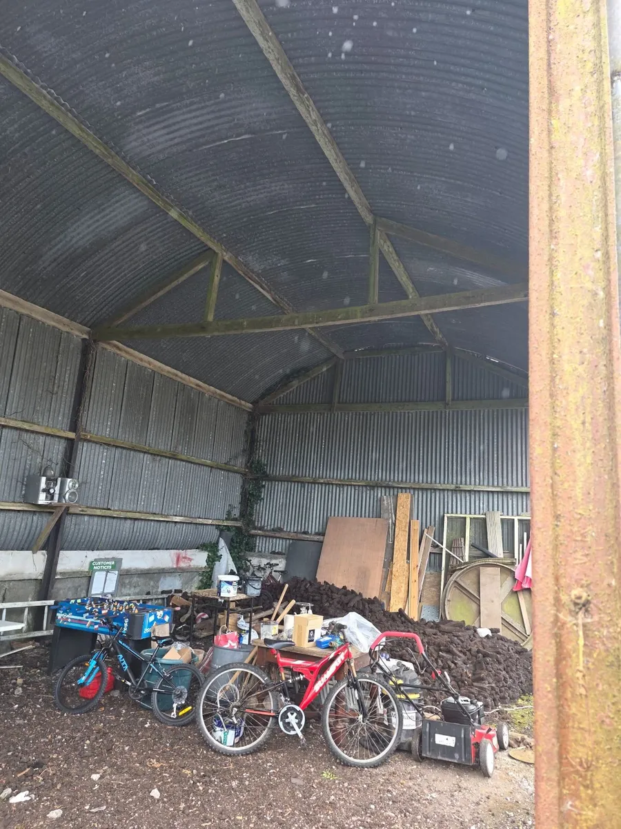 Double bay hay shed - Image 3