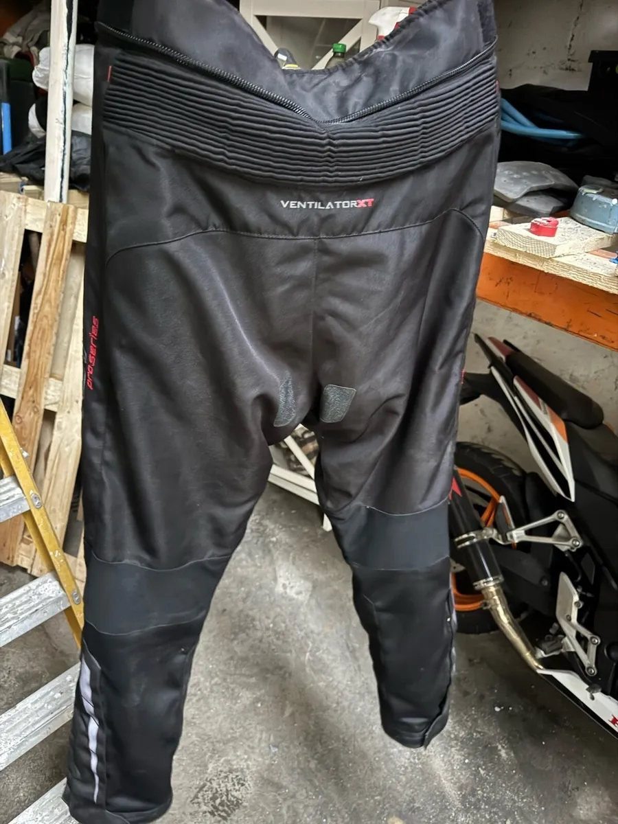 Rst - Image 2