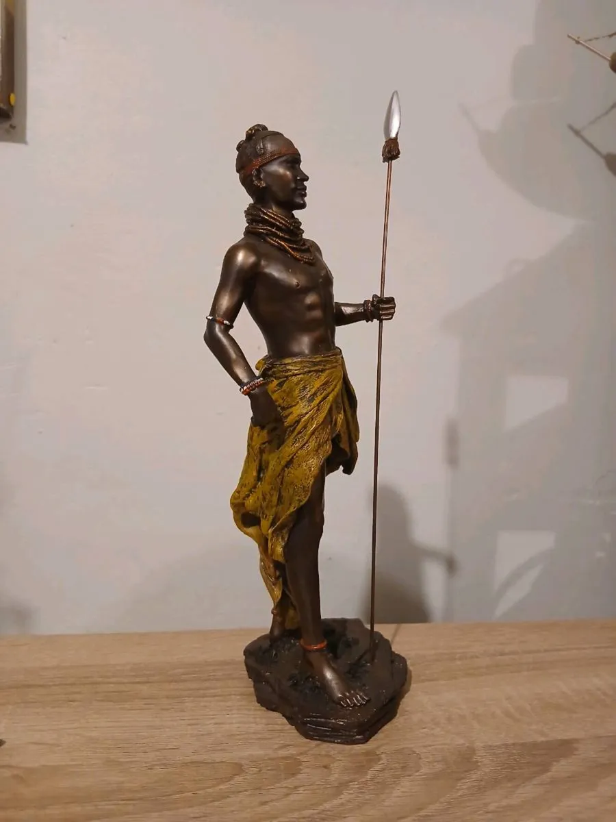 Bronzed tribal warrior - Image 3