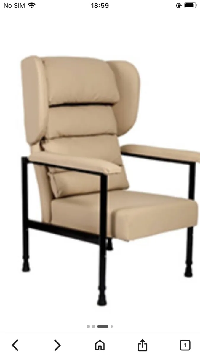 Orthopaedic chair with build in pressure cushion - Image 1