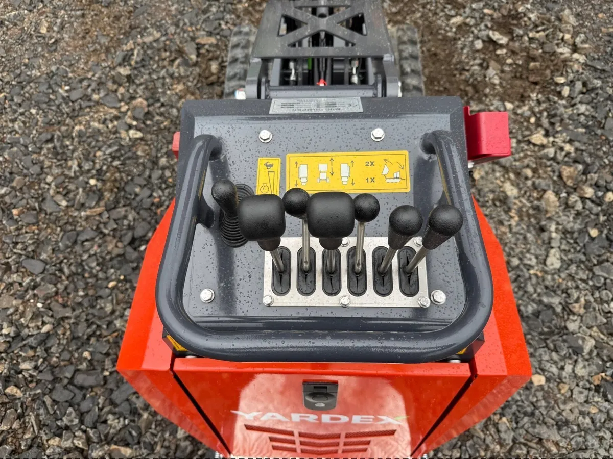 Yardex YX600 High Tip Tracked Dumper - Image 3