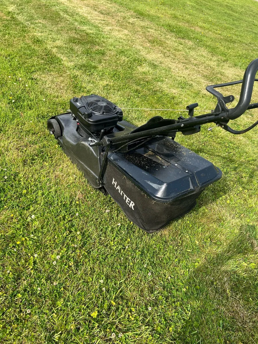 Lawnmower Hayter 56 pro 22 inch cut - Image 3