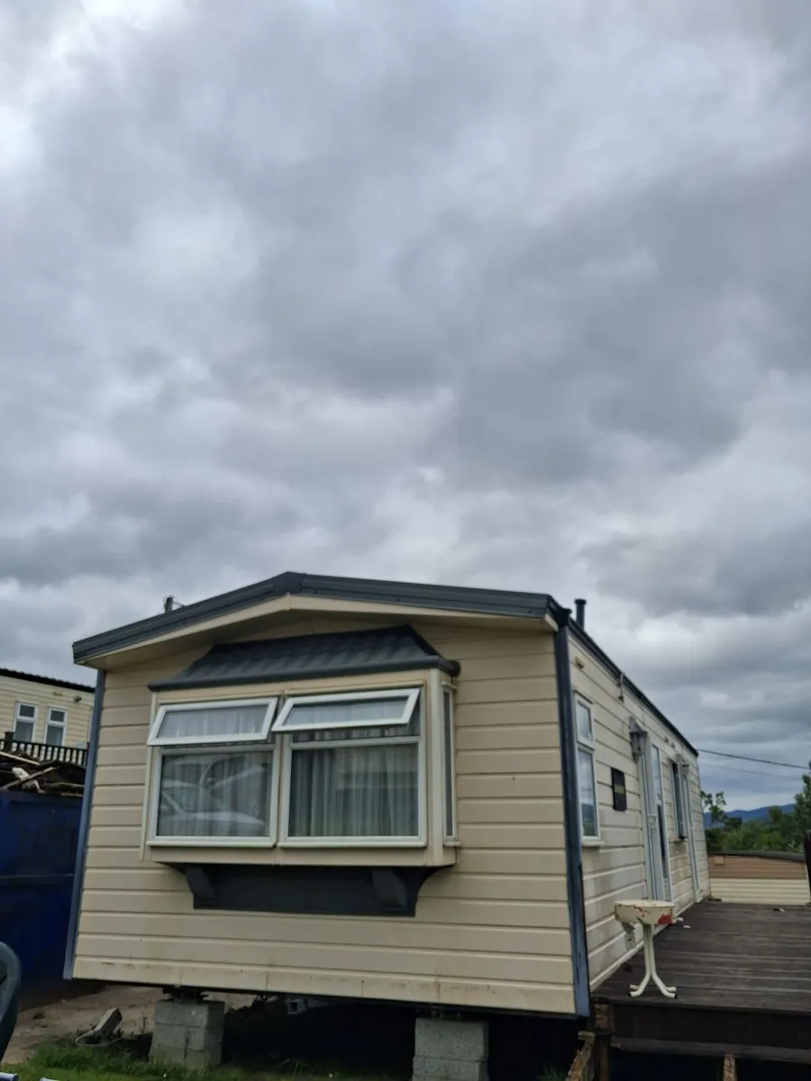 Mobile Home - Image 1