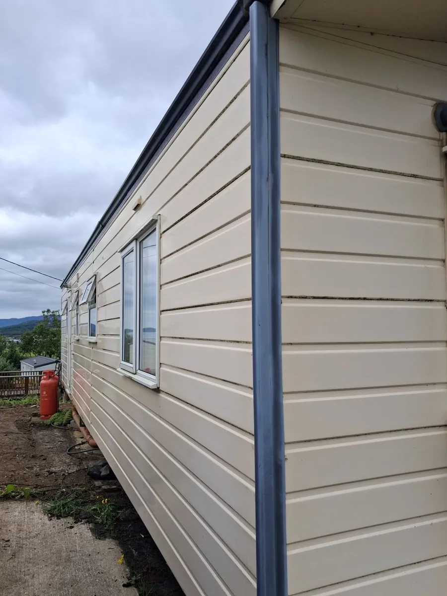 Mobile Home - Image 3