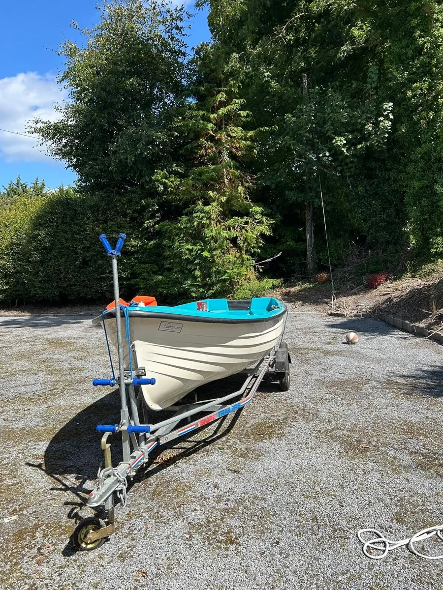 OSM 13ft 5in 404 fibreglass clinker boat - Image 2