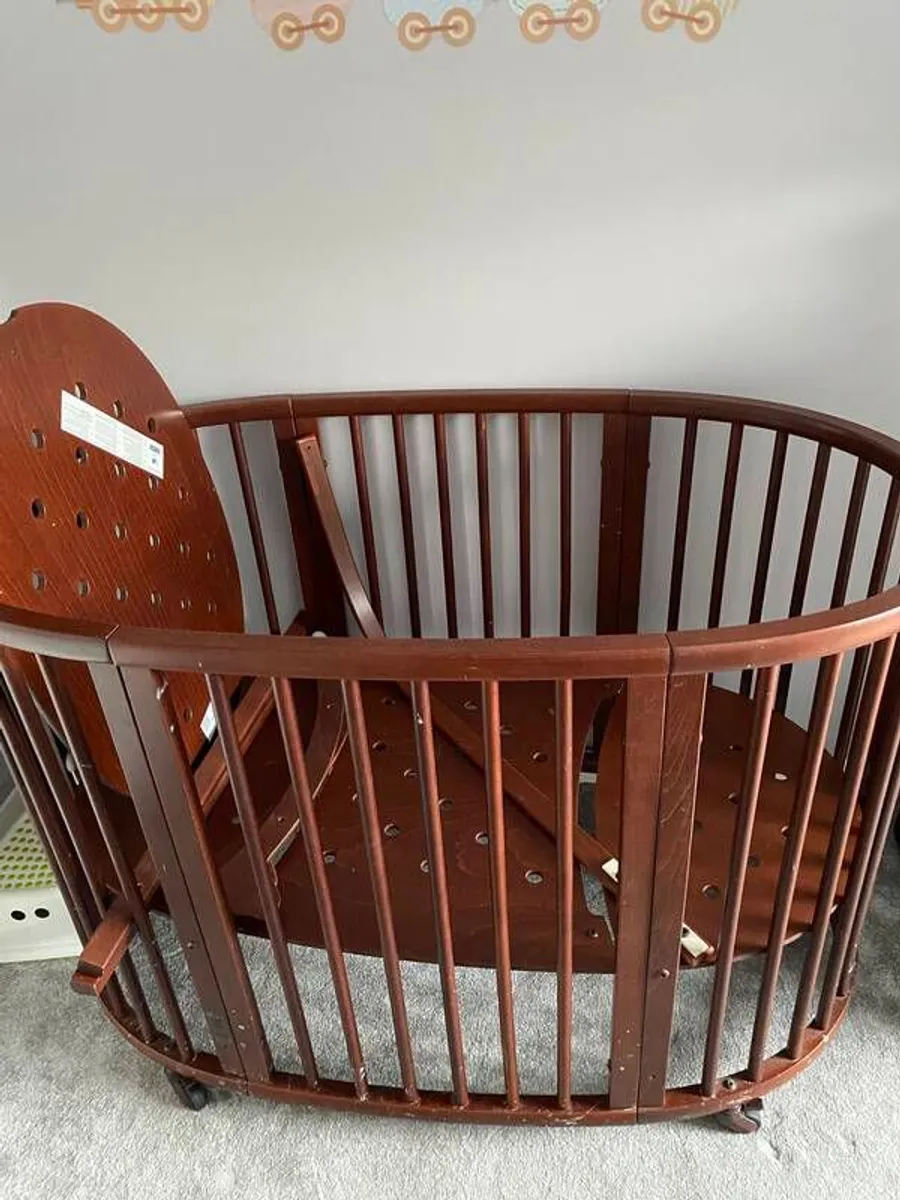 Baby cot - Image 2