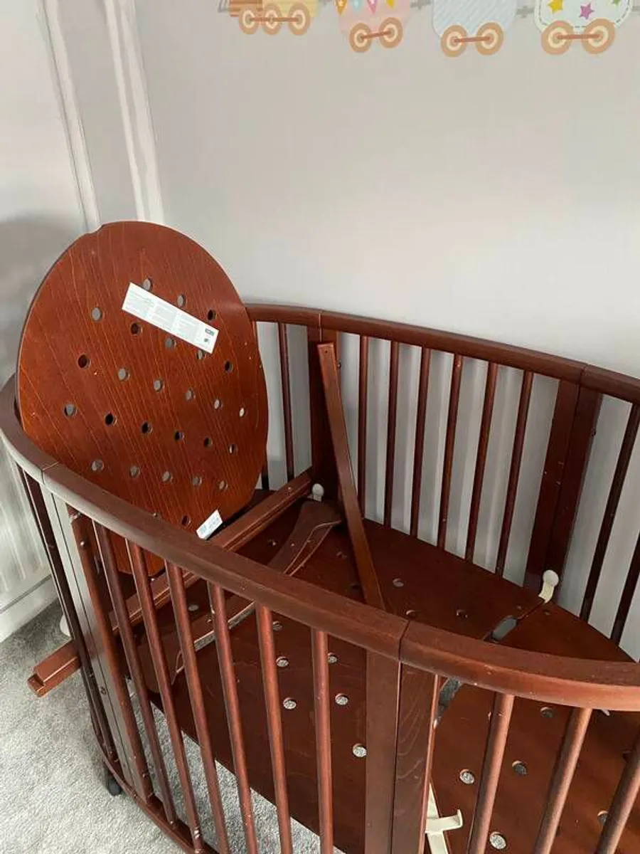 Baby cot - Image 4