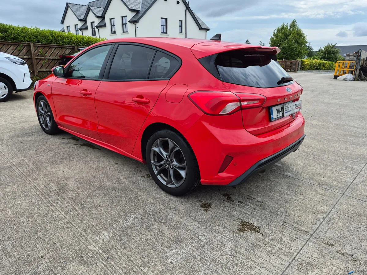 211 FORD FOCUS ST-LINE 1.5 TDCI - Image 4