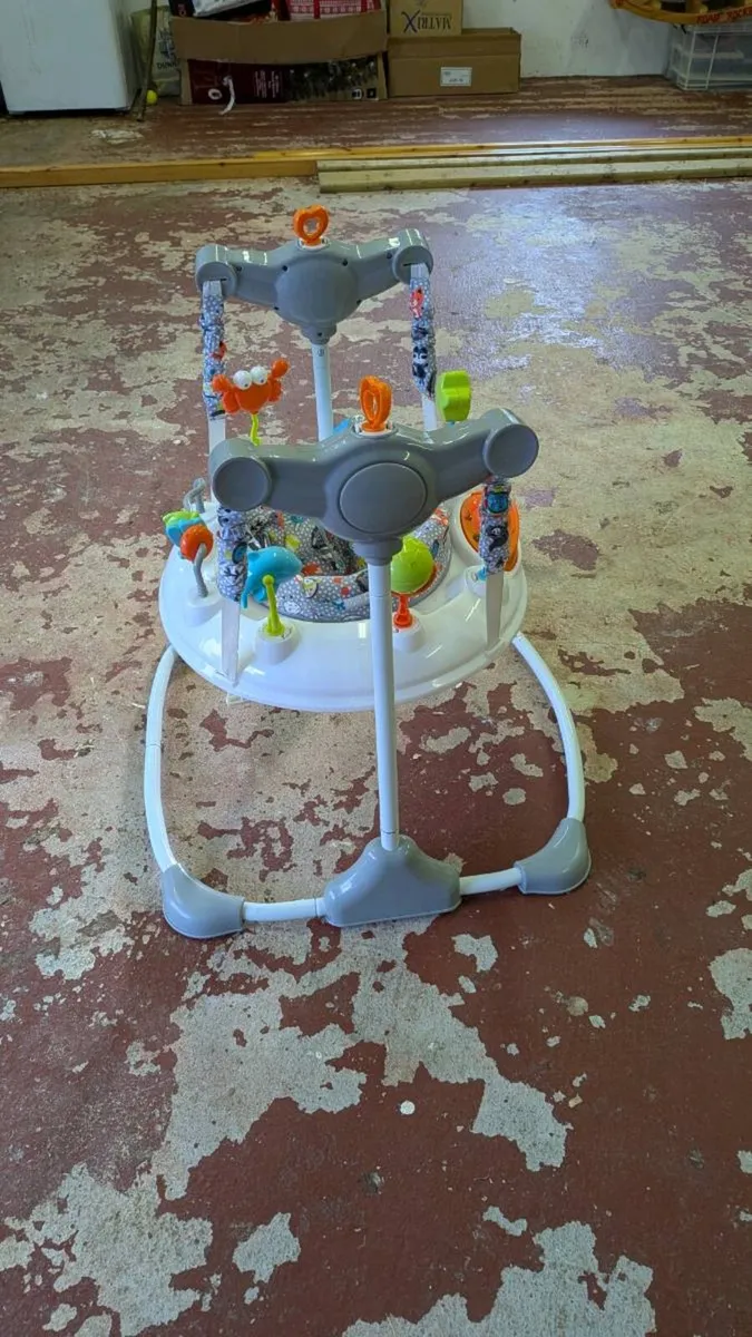 Jumperoo - Image 2