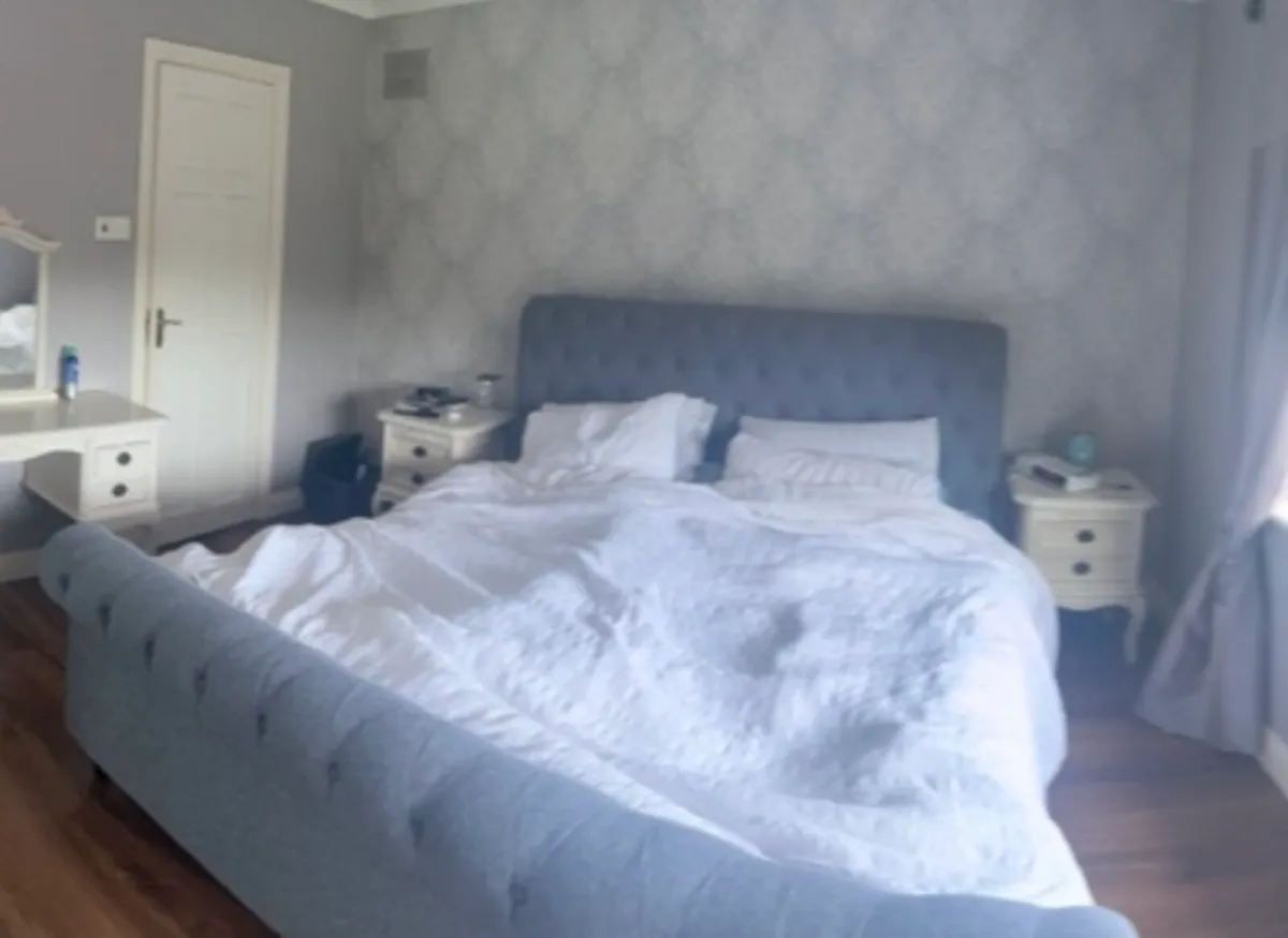Superking sleigh bed - Image 1
