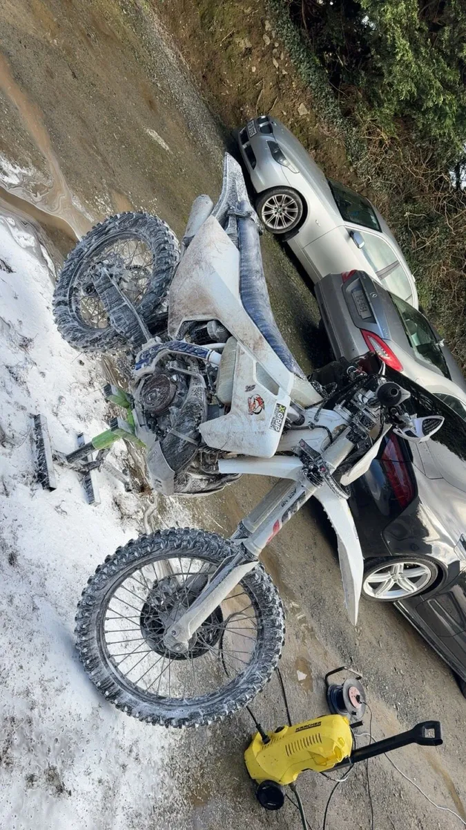2017 Husqvarna 300 - Image 3