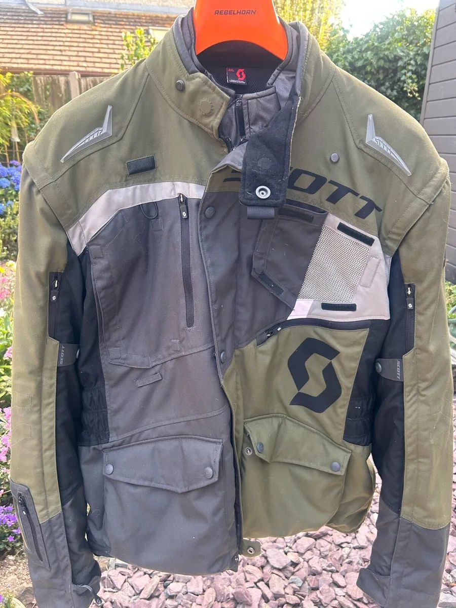 Scott adventure waterproof  jacket xxl - Image 1