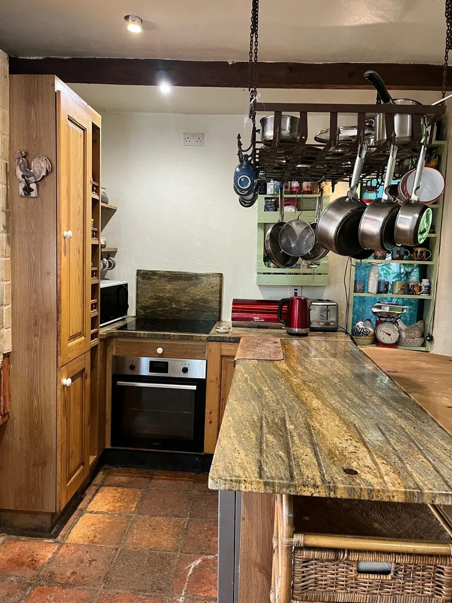 Kitchen - Image 2