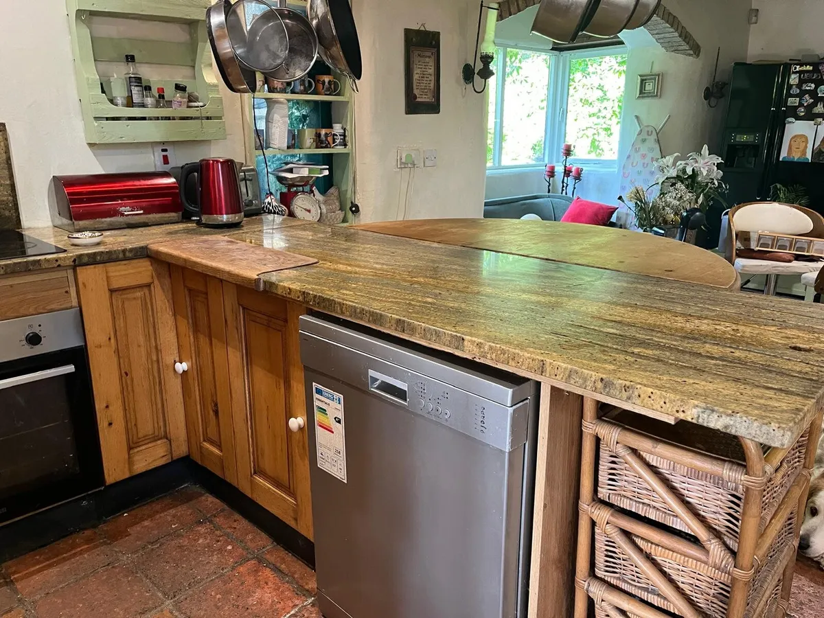 Kitchen - Image 3