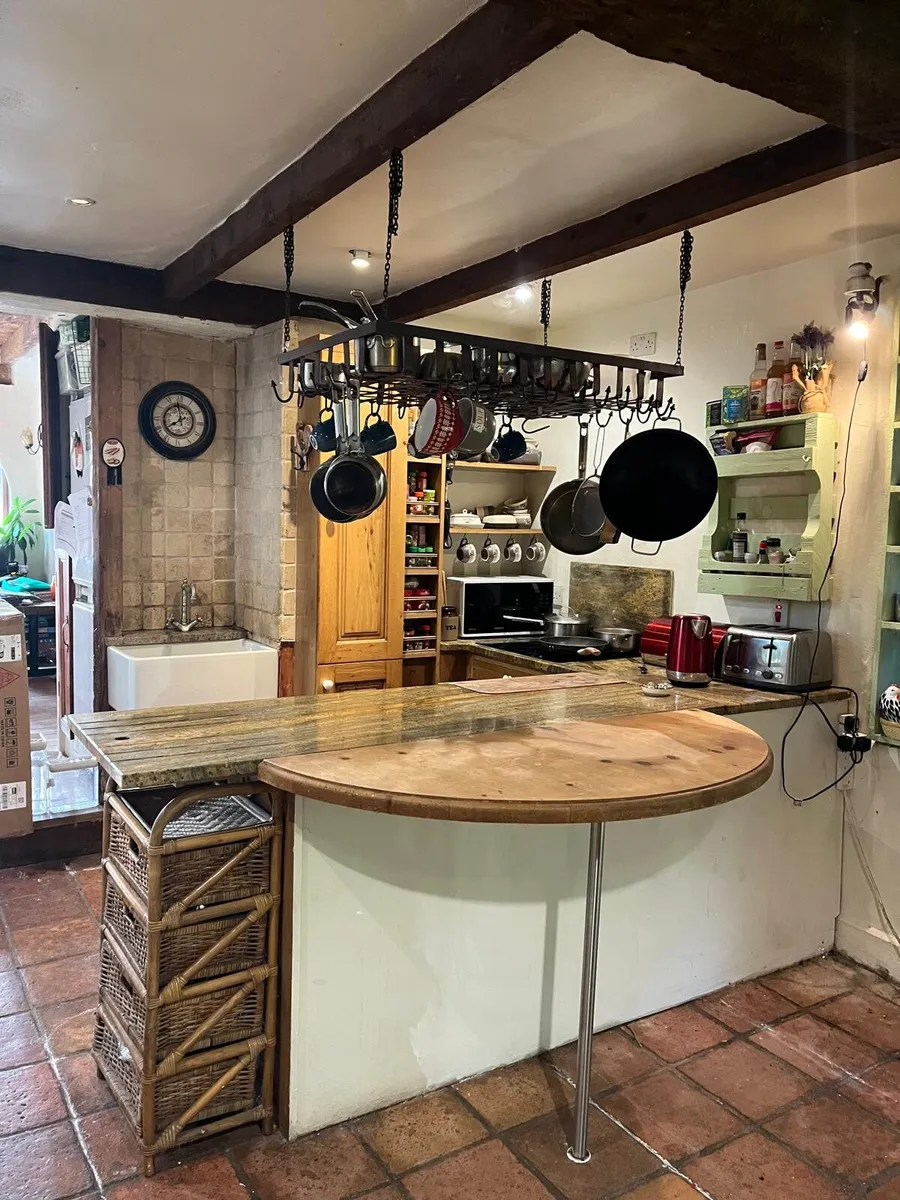 Kitchen - Image 1