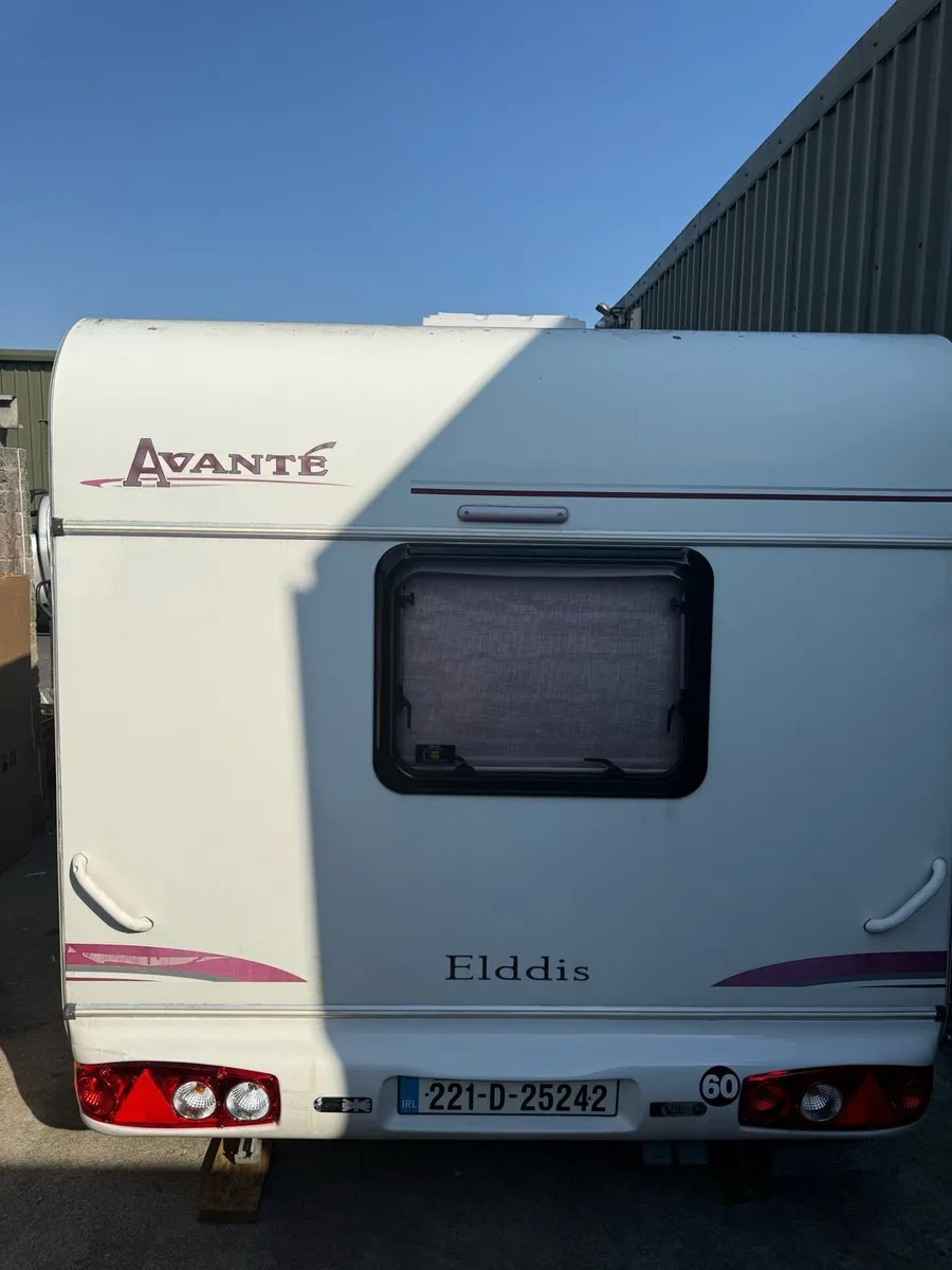 Caravan - Image 4