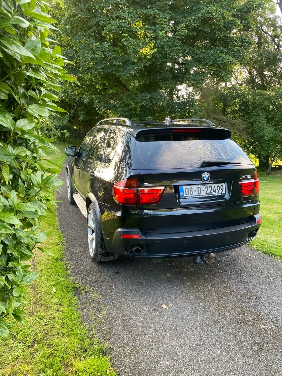 BMW x5 crew cab - Image 3
