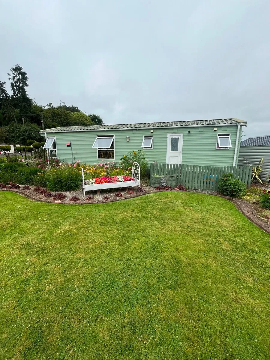 Mobile home - Image 1