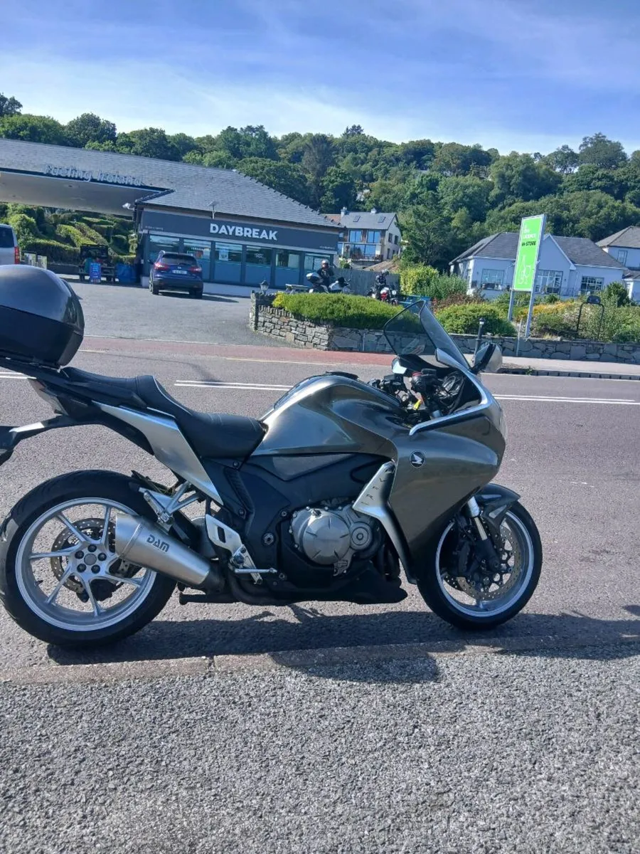 Vfr 1200 F - Image 1