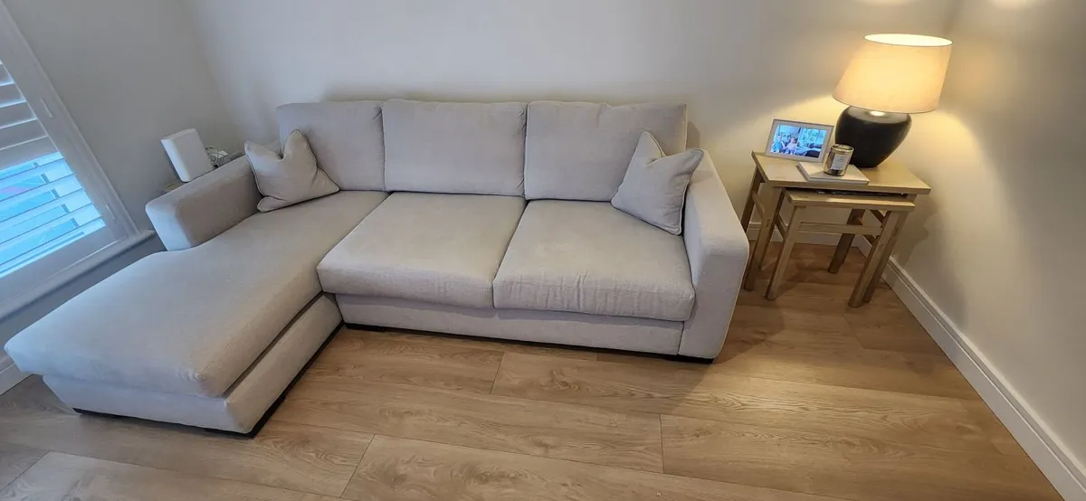 Finline Furniture L Shaped Sofa - Image 4