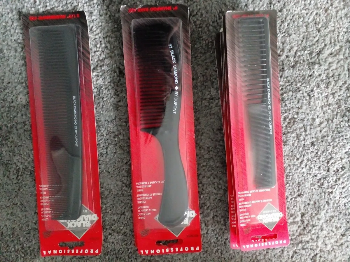 Combs - Image 1