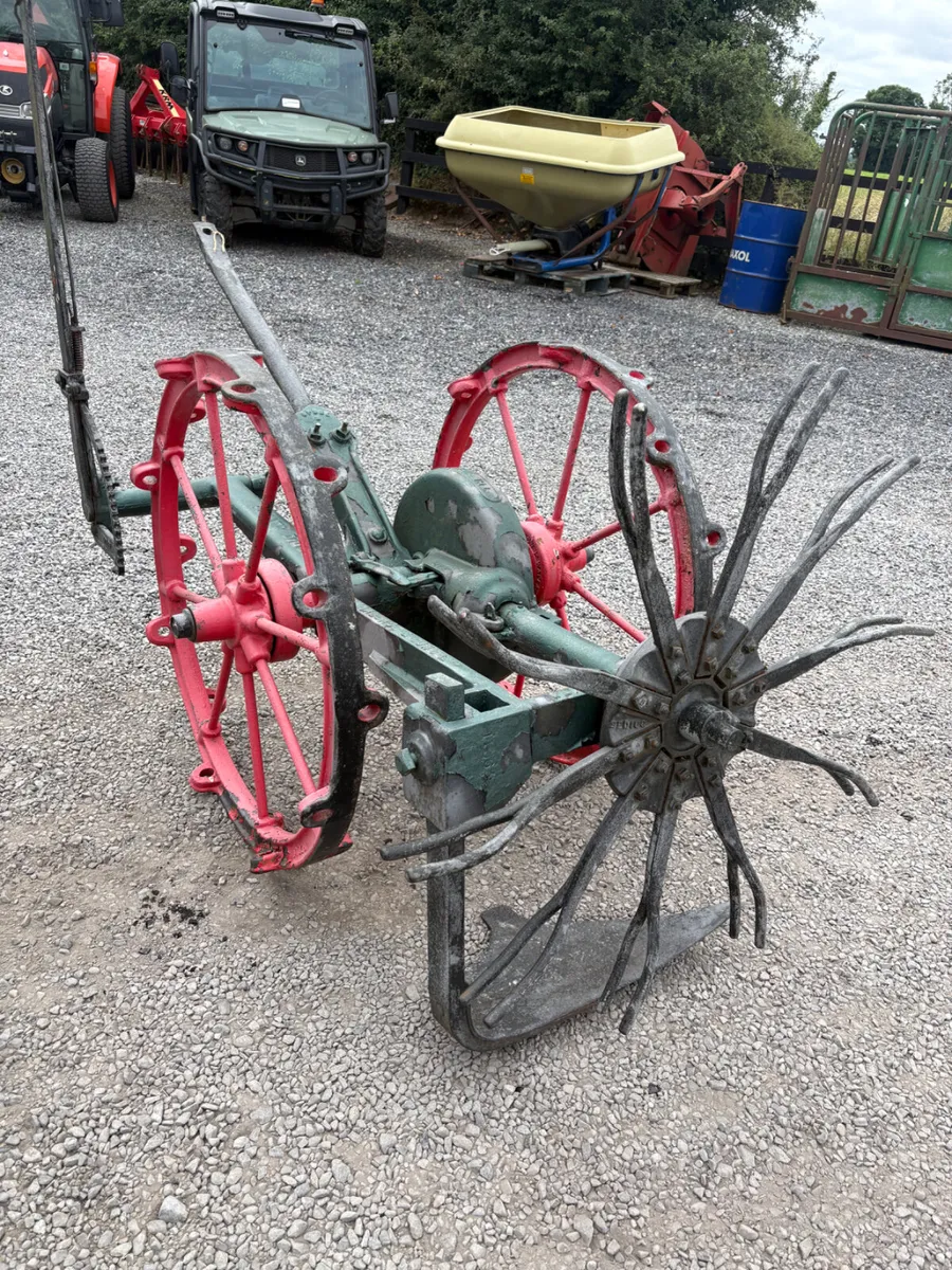 Wallace potato  Digger - Image 3