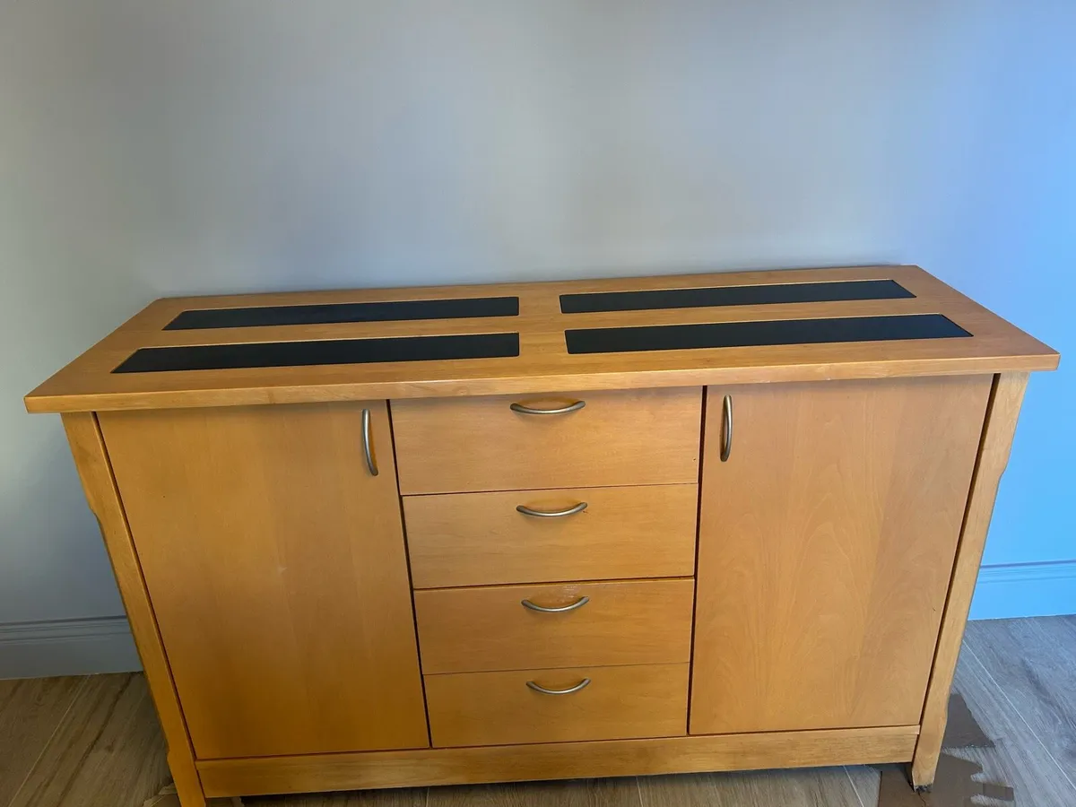 Matching kitchen table and sideboard - Image 3