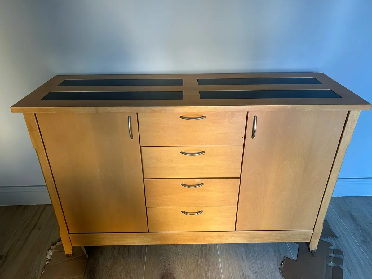 Matching kitchen table and sideboard - Image 4