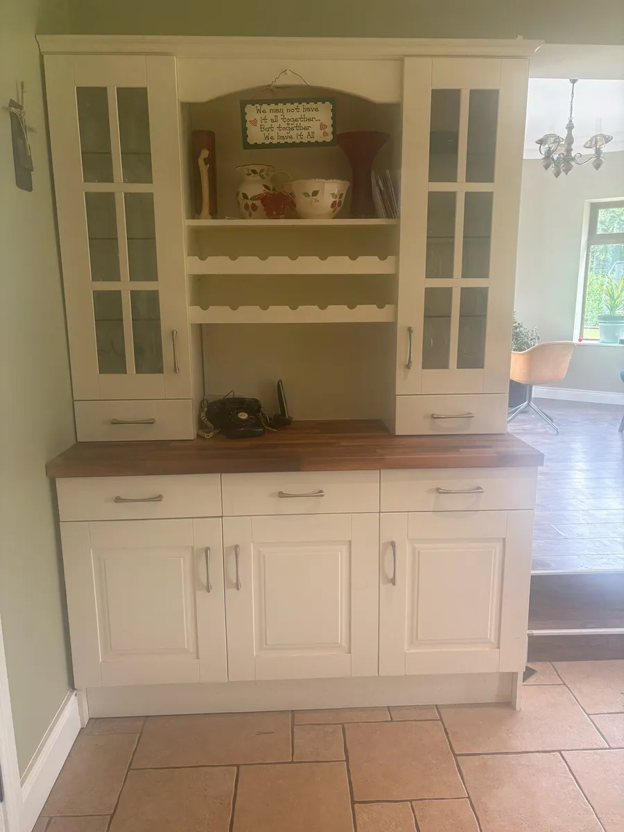 Kitchen dresser & Island - Image 2