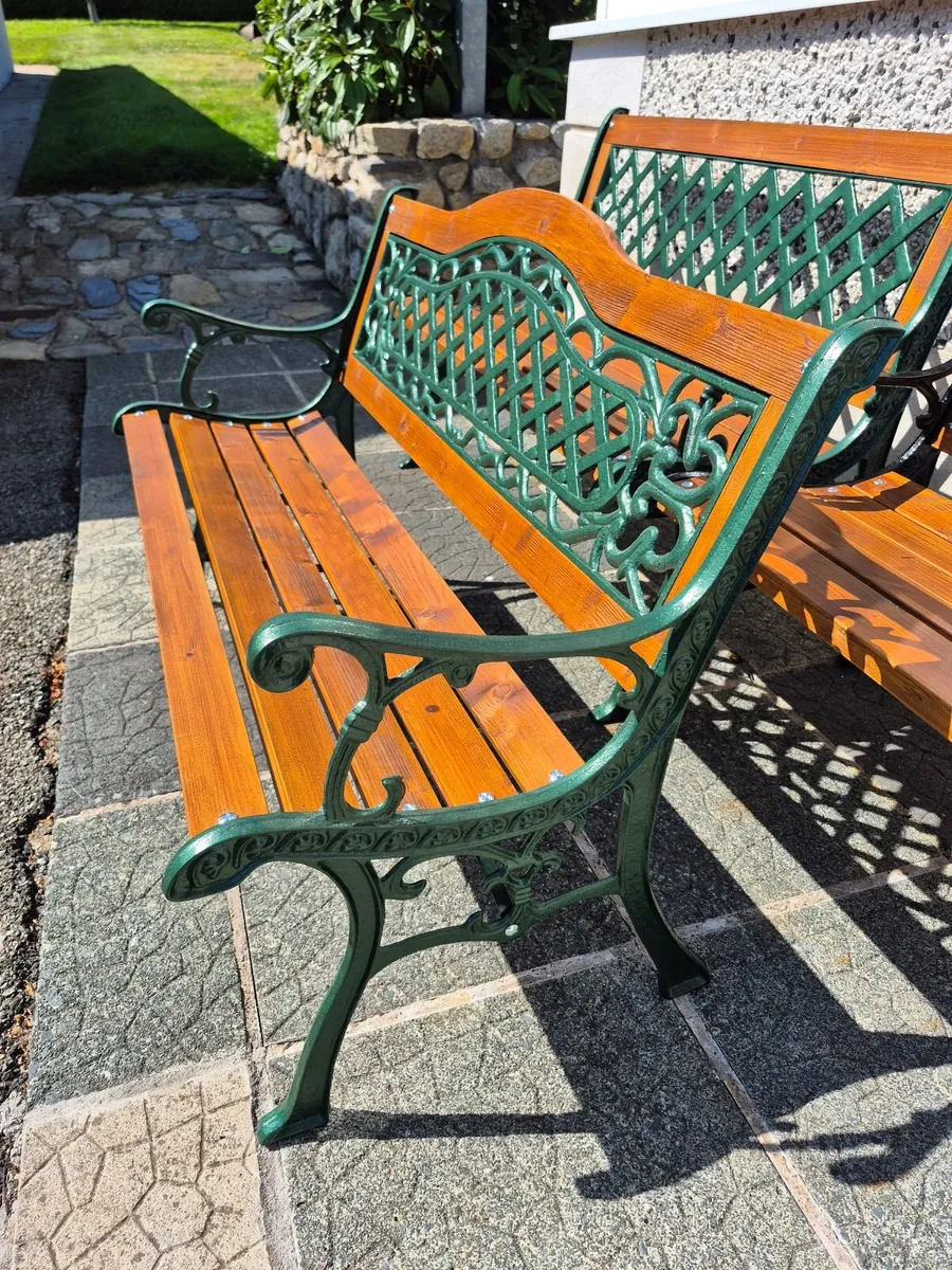 Cast iron Garden bench - Image 2