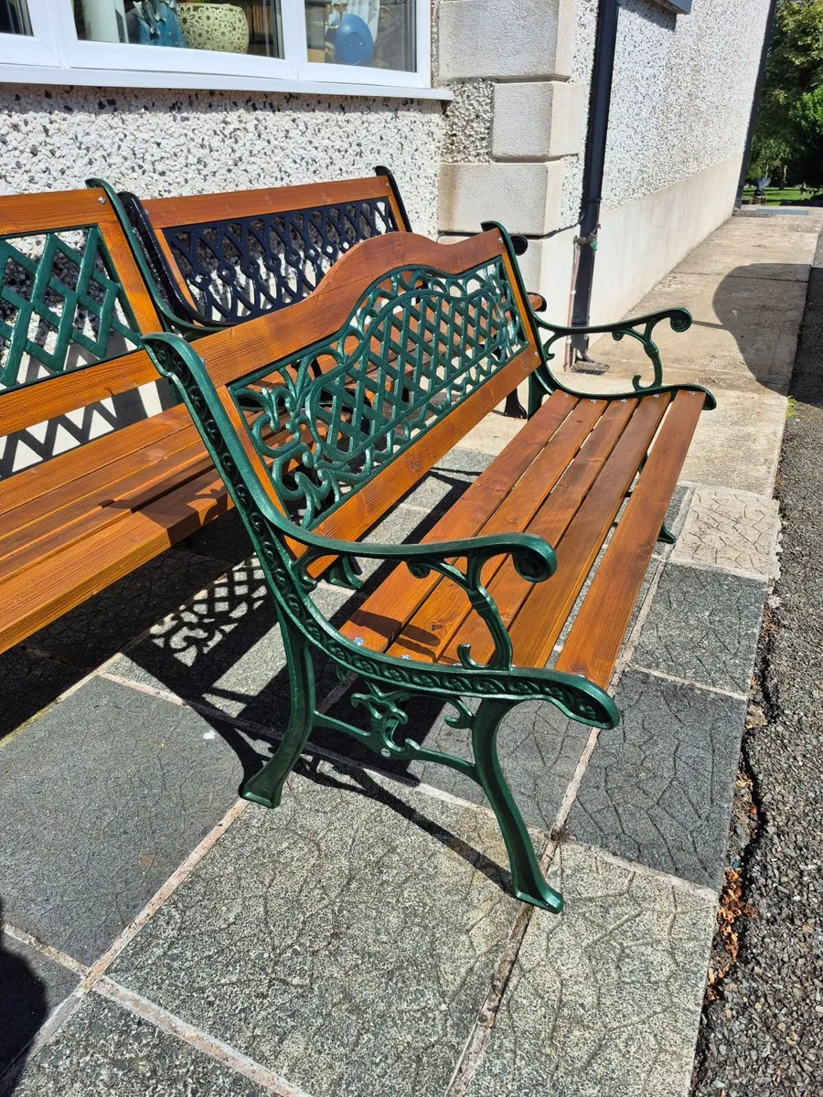 Cast iron Garden bench - Image 1
