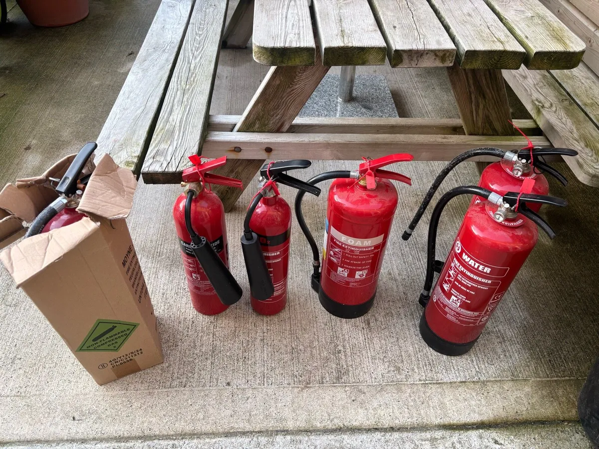 Fire extinguisher