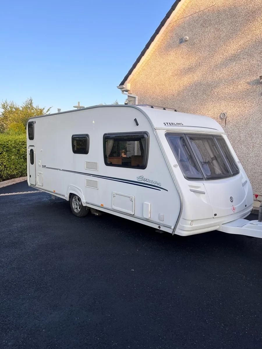 Sterling europa 6 berth fixed bunk beds auto mover - Image 2
