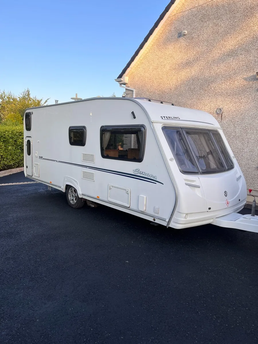 Sterling europa 6 berth fixed bunk beds auto mover - Image 3