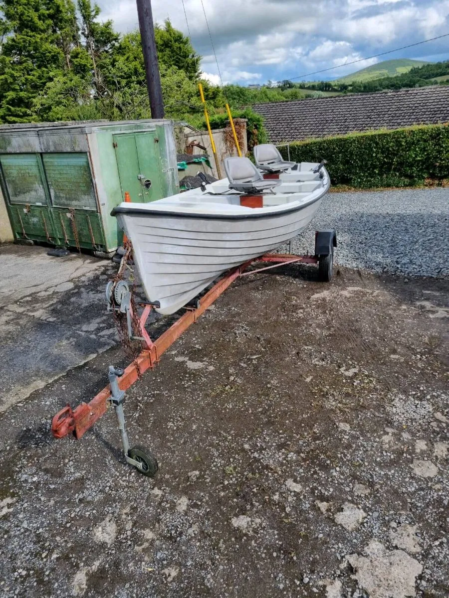 19ft Boat - Image 3